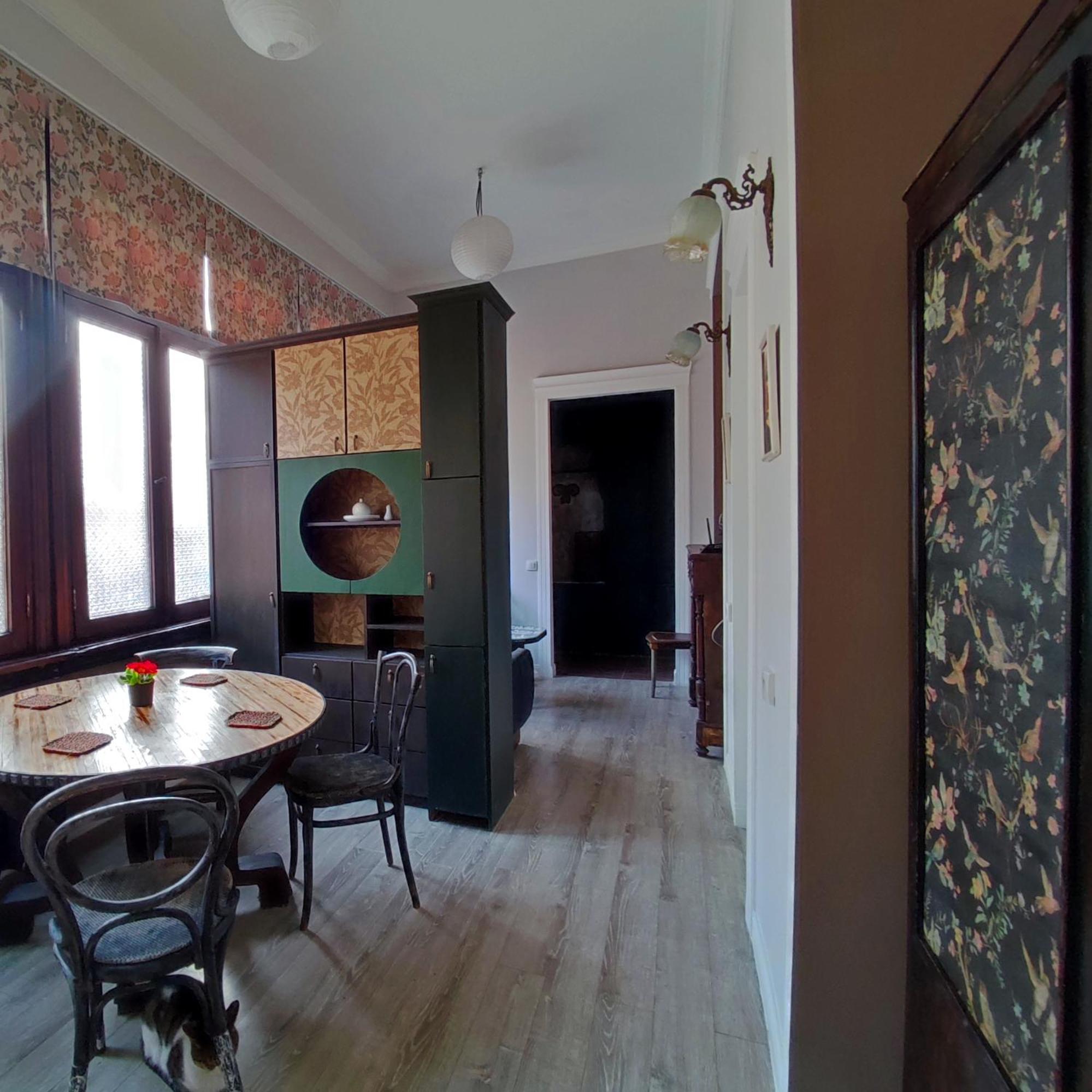 9 Doors Hotel Tbilisi Eksteriør billede