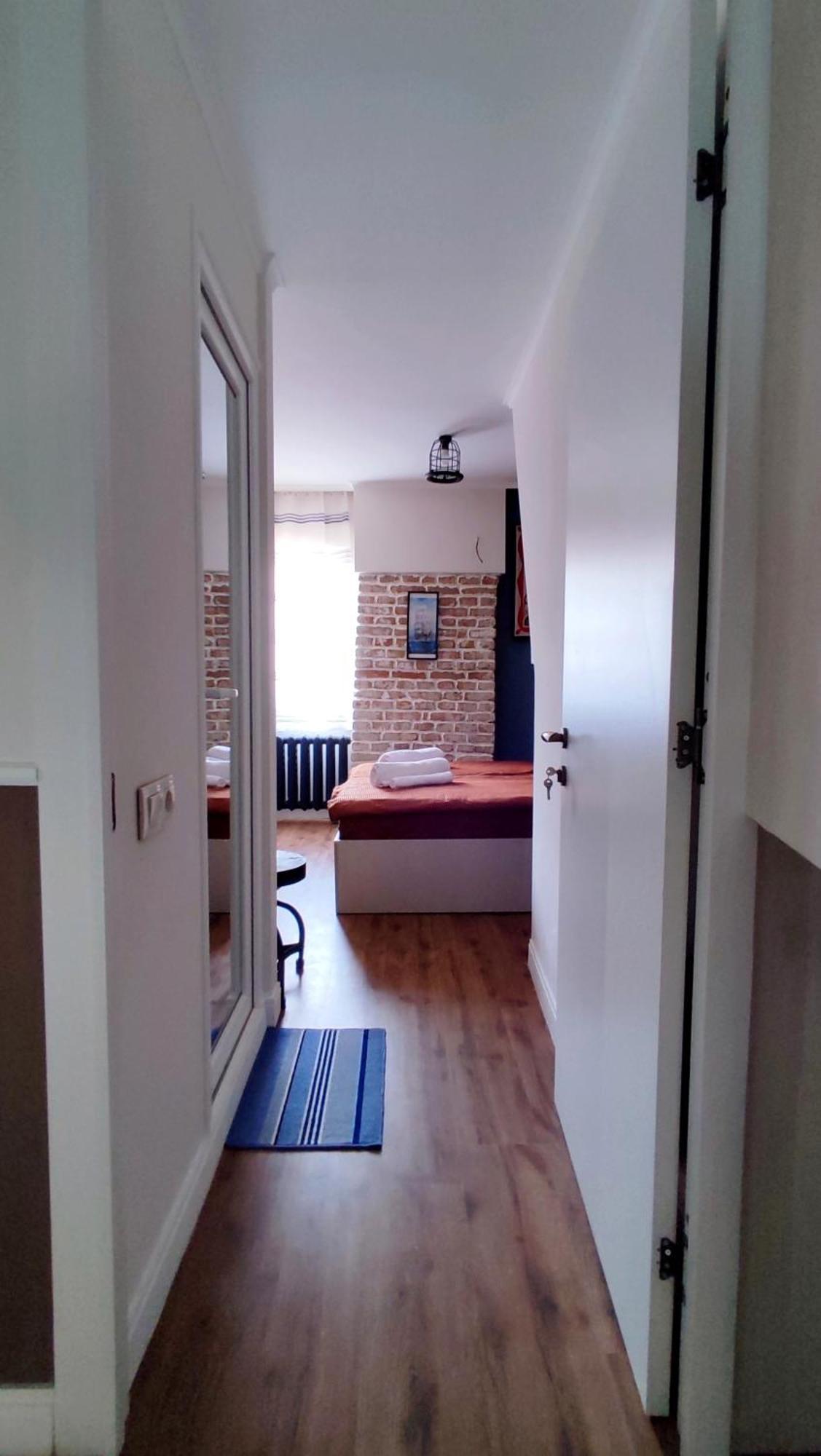 9 Doors Hotel Tbilisi Værelse billede